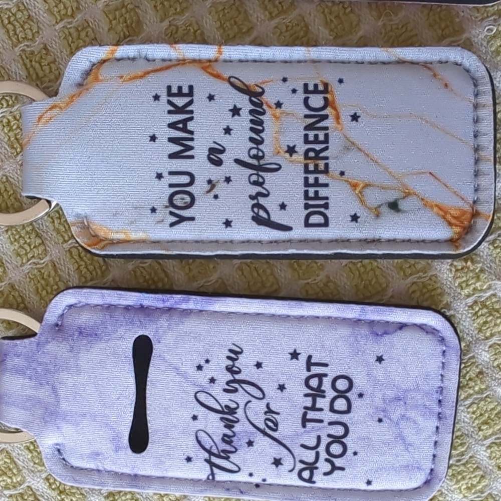 Keychain Chapstick Holder - Chose 1 - Picture 8 of 9